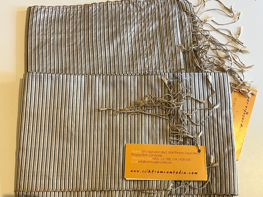 Pañuelo Seda Salvaje Camboya