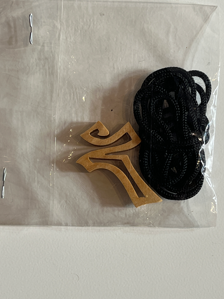 Cruz moderna. Madera de olivo. Palestina