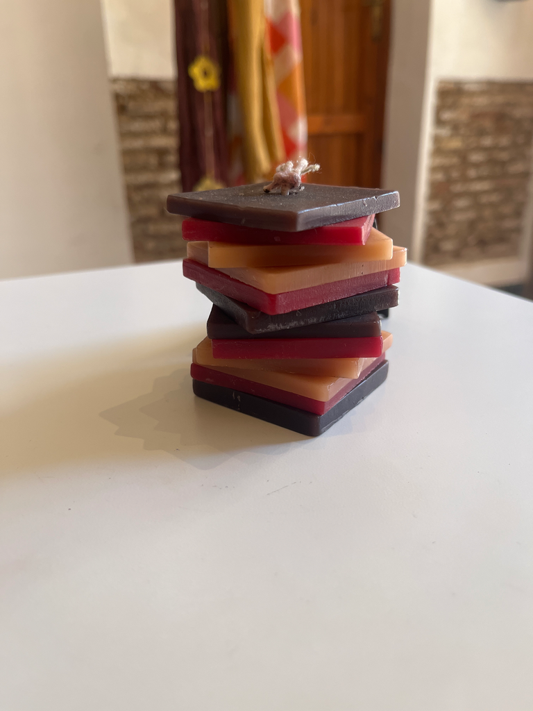 Vela paraf. mov. 5x5 cm. Tailandia