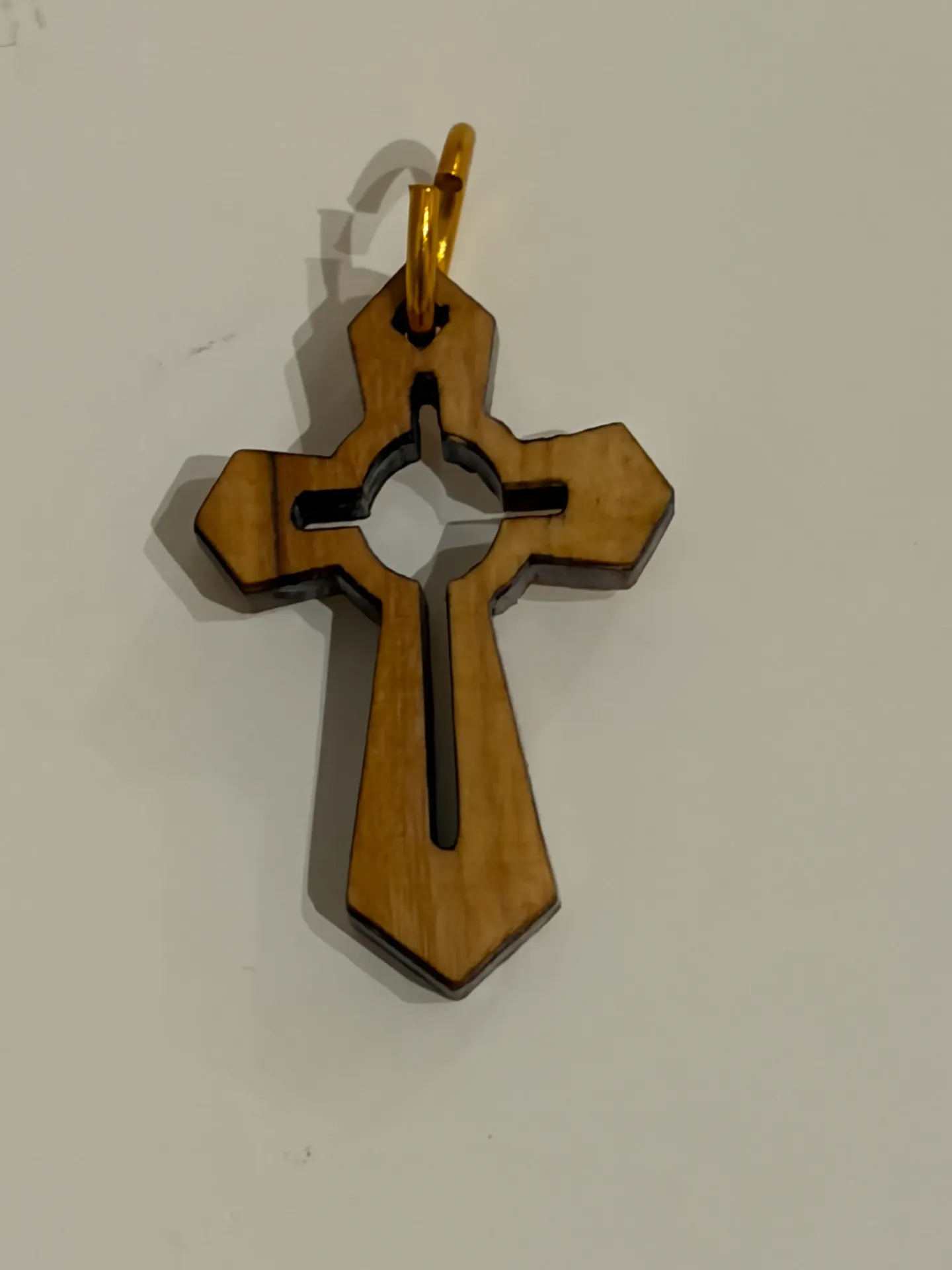 Colgante de Cruz  en Madera de Olivo - Artesanía de Tierra Santa